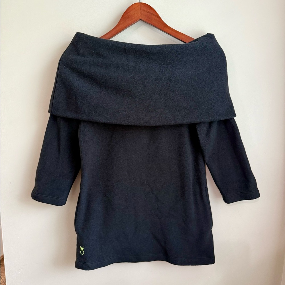 Dudley Stephens - Calyer Cowl Neck Black Fleece, size XS